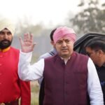 श्रीमहंत देवेन्द्र दास जी महाराज ने कहा कि हर वर्ष की भांति इस वर्ष भी श्री झण्डे जी मेला पूर्ण श्रद्धा, भक्ति और आस्था के साथ मनाया जाएगा, जिसमें गुरु महिमा का प्रकाश चारों दिशाओं में फैलेगा और संगतें गुरु चरणों में शीश नवाकर स्वयं को धन्य करेंगी।