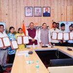 मुख्यमंत्री धामी ने सभी चयनित अभ्यर्थियों को शुभकामनाएं देते हुए कहा कि उनकी नियुक्ति कृषि व्यवस्था को सुदृढ़ बनाने में महत्वपूर्ण भूमिका निभाएगी