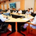 मुख्यमंत्री धामी ने चारधाम यात्रा 2026 को पूर्णतः प्लास्टिक मुक्त बनाने के उद्देश्य से मुख्यमंत्री आवास में शहरी विकास विभाग, पर्यटन विभाग तथा वन विभाग के अधिकारियों के साथ उच्चस्तरीय बैठक की