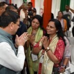 49 श्रद्धालुओं के प्रथम दल को मुख्यमंत्री ने दी मंगलमय यात्रा की शुभकामनाएं