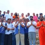 मुख्यमंत्री धामी ने भ्रमण के दौरान उत्तराखंड की समृद्ध जैव विविधता, हिमालयी औषधीय वनस्पतियों और पारंपरिक आयुर्वेदिक ज्ञान के संरक्षण एवं संवर्धन पर विशेष फोकस किया